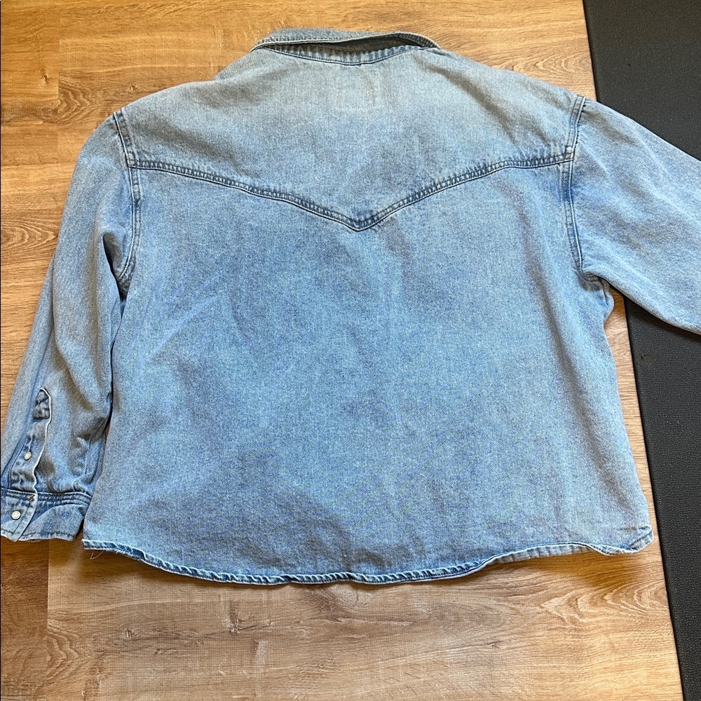Kensie Light Blue Denim Shirt - Picture 7 of 8